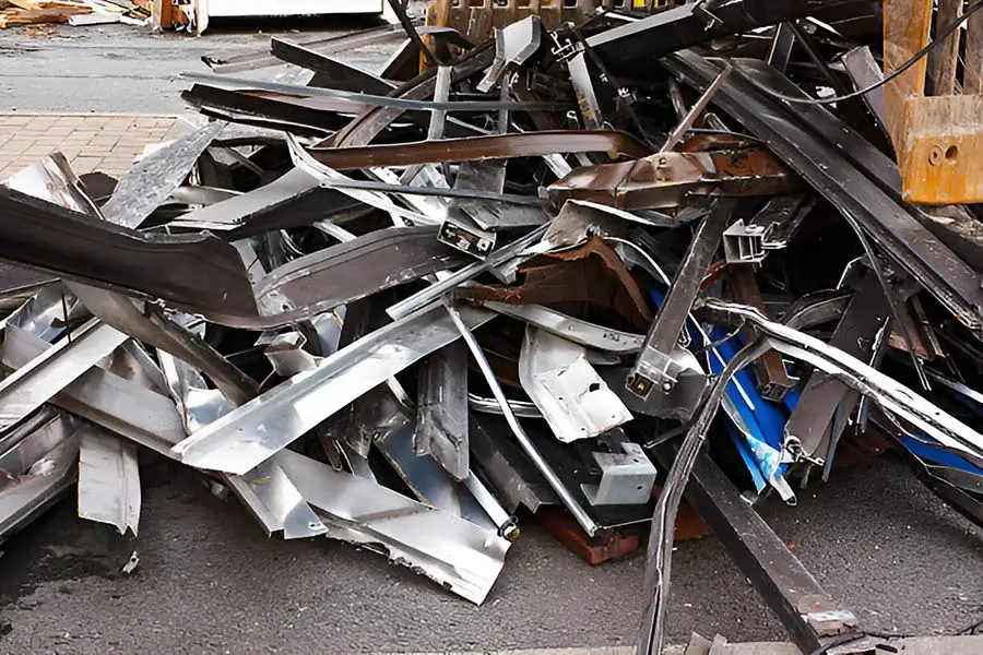 How To Dispose Of Scrap Metal in New Hamburg, ON